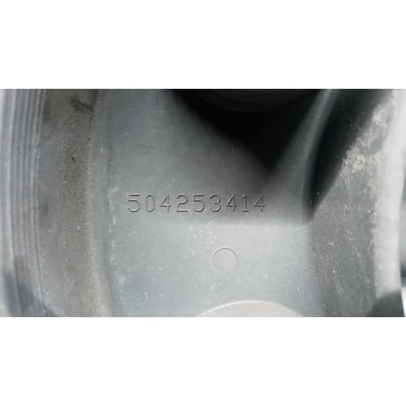 IVECO HUB CAP  IVECO EUROCARGO 2008>2013 used
