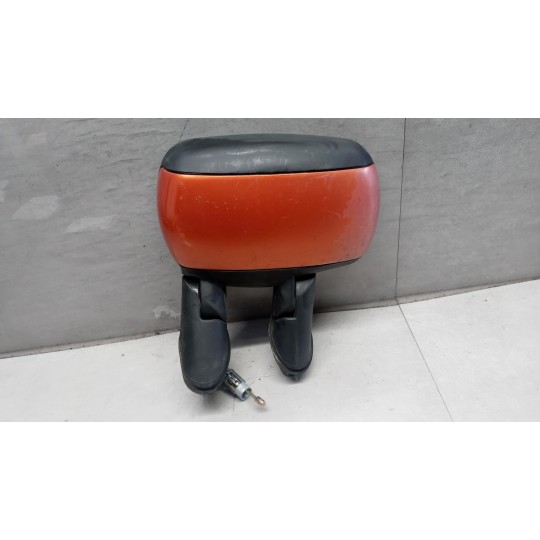 RETROVISORE DESTRO FIAT Doblo' 2005>2009 usato