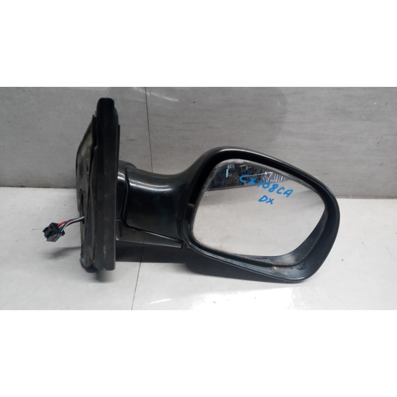 CHRYSLER RIGHT ELETRIC REAR-VIEW MIRROR  CHRYSLER Voy./G.Voyager 2004>2008 used
