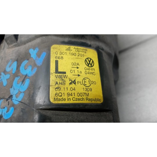 FRONT LEFT FLASHLIGHT  VOLKSWAGEN Polo 2001>2005 used
