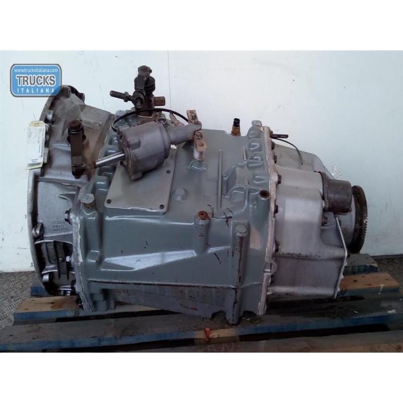 VOLVO truck CAMBIO VOLVO truck FM12 usato