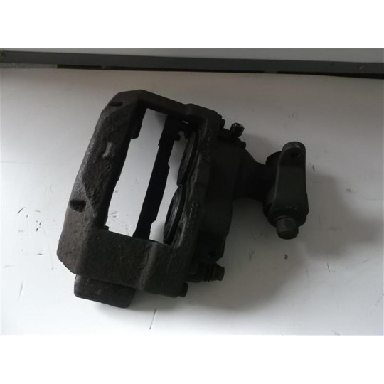 PINZA POSTERIORE SINISTRA IVECO EUROCARGO 1994>2000 usato