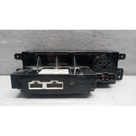AC CONTROL UNIT KIA Sorento 2005> used
