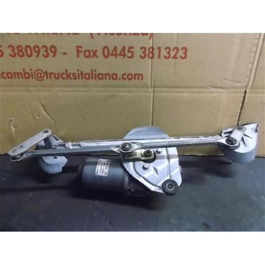 windshield wiper motor TOYOTA Yaris 2003>2005 used
