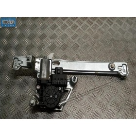 ALZA VETRI POSTERIORI...