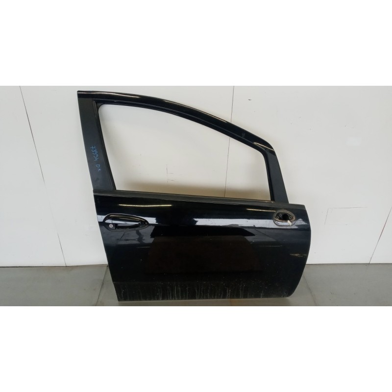 FIAT RIGHT FRONT DOOR  FIAT F.Grande Punto 2005>2012 used