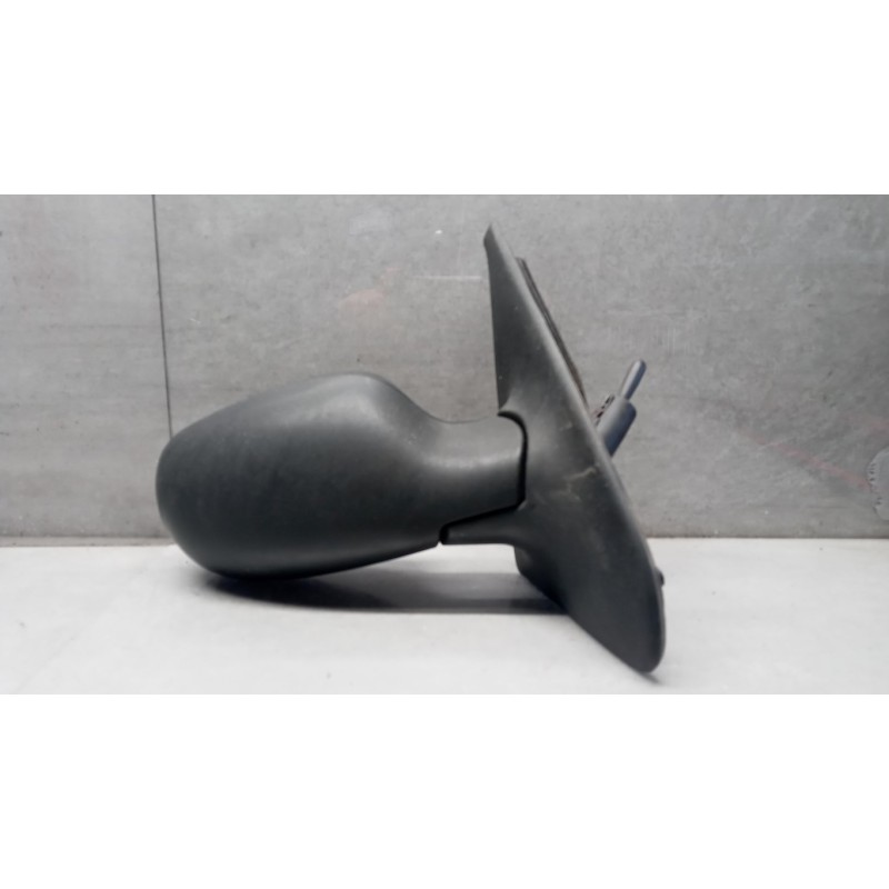 RENAULT REARVIEW RIGHT  RENAULT Clio 2001>2004 used