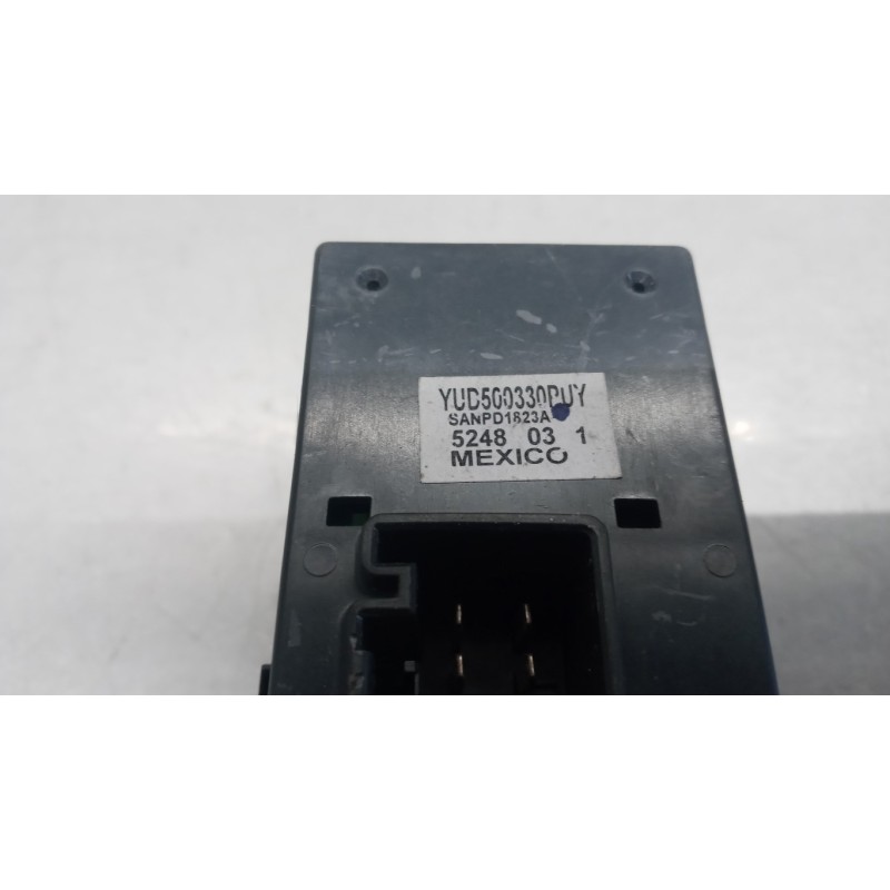 LAND ROVER INTERRUTTORI E PULSANTI ALZAVETRI LAND ROVER Freelander 2002>2006 usato