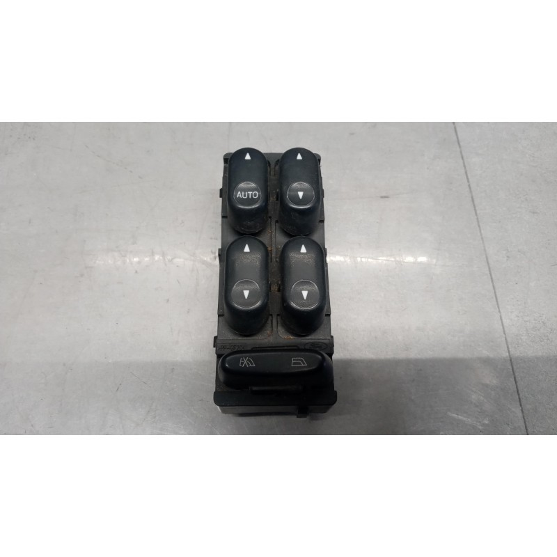 LAND ROVER INTERRUTTORI E PULSANTI ALZAVETRI LAND ROVER Freelander 2002>2006 usato