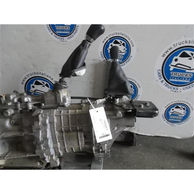 SUZUKI RIPARTITORE SUZUKI Grand Vitara 2001>2005 usato