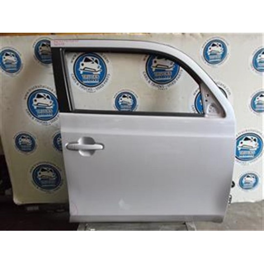 RIGHT FRONT DOOR  DAIHATSU Materia 2006>2016 used