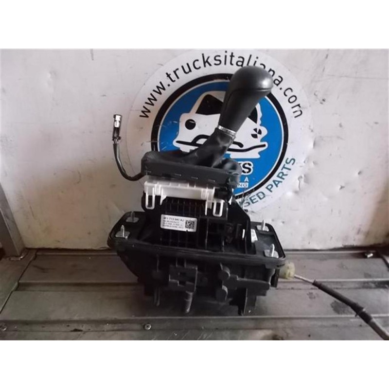 AUDI LEVERAGGIO AUDI A6 2008>2012 (C6) usato