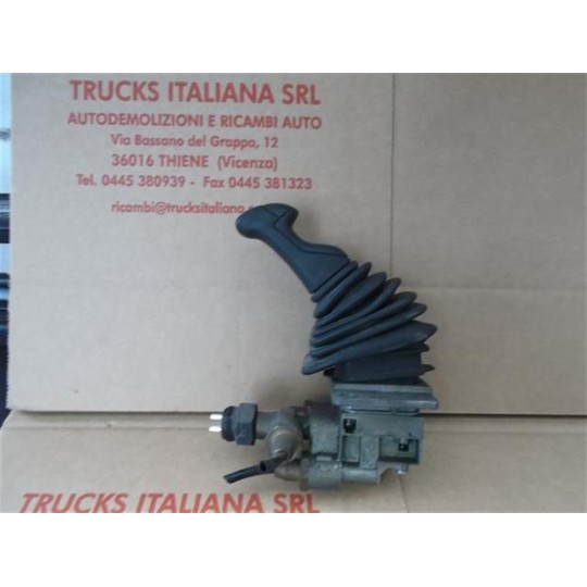 EMERGENCY LEVER  SCANIA 124 used