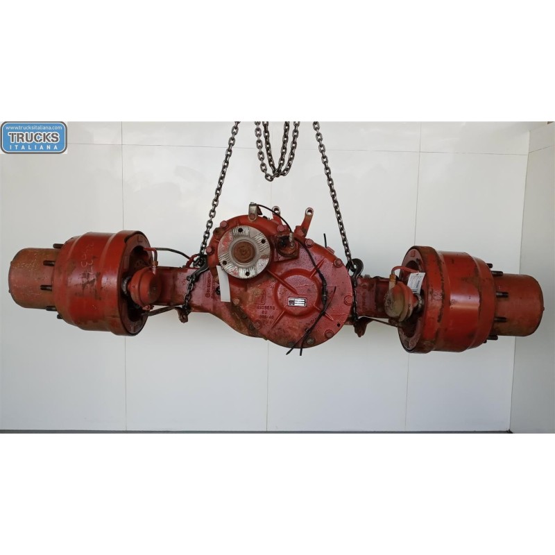 IVECO ASSALE POSTERIORE IVECO TRAKKER 2005>2013 usato