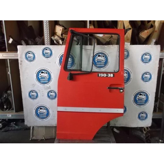 LEFT FRONT DOOR IVECO 190-38 used