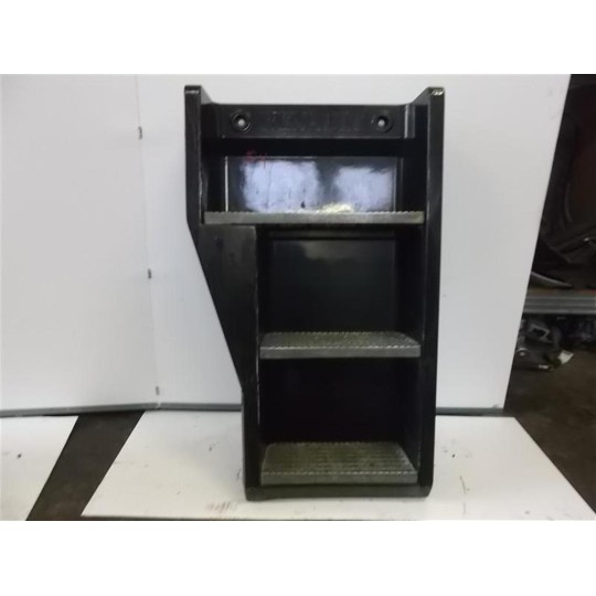 PEDANA SALITA A/SX RENAULT truck Magnum 1990>2001 usato