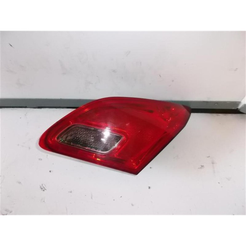 OPEL RIGHT REAR LIGHT ON BACK  OPEL Astra J 2009>2012 used