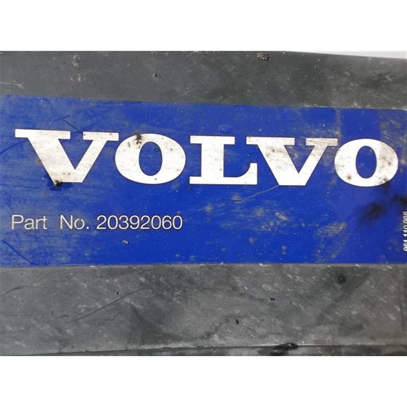 VOLVO truck POMPA INGRASSATORE VOLVO truck FH12 II 2002>2008 usato