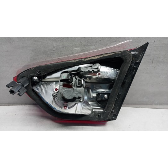 FARO POSTERIORE INTERNO SINISTRO OPEL Crossland X 2017> usato