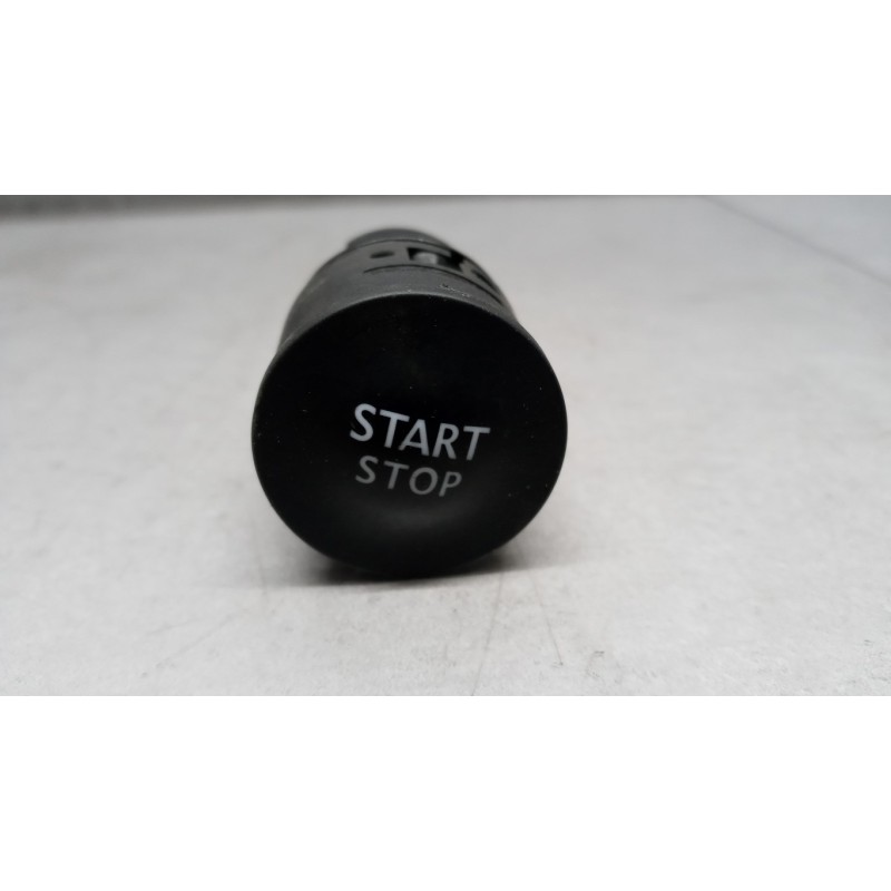 RENAULT ENGINE UNIT RENAULT Clio 2016>2019 used