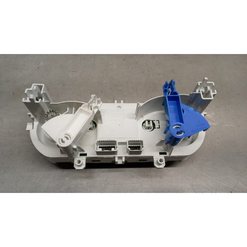 RENAULT AC CONTROL UNIT RENAULT Clio 2016>2019 used