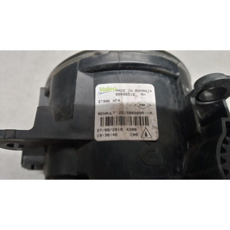 RENAULT RIGHT FOG LIGHT LAMP RENAULT Clio 2016>2019 used