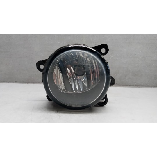 RIGHT FOG LIGHT LAMP RENAULT Clio 2016>2019 used