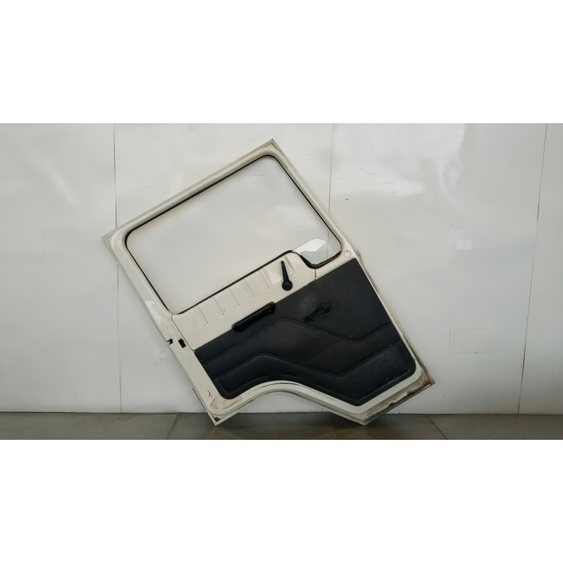 NISSAN truck LEFT FRONT DOOR NISSAN truck L used