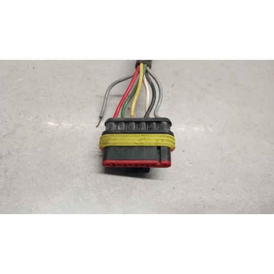 FARO POSTERIORE ESTERNO SINISTRO NISSAN truck L usato