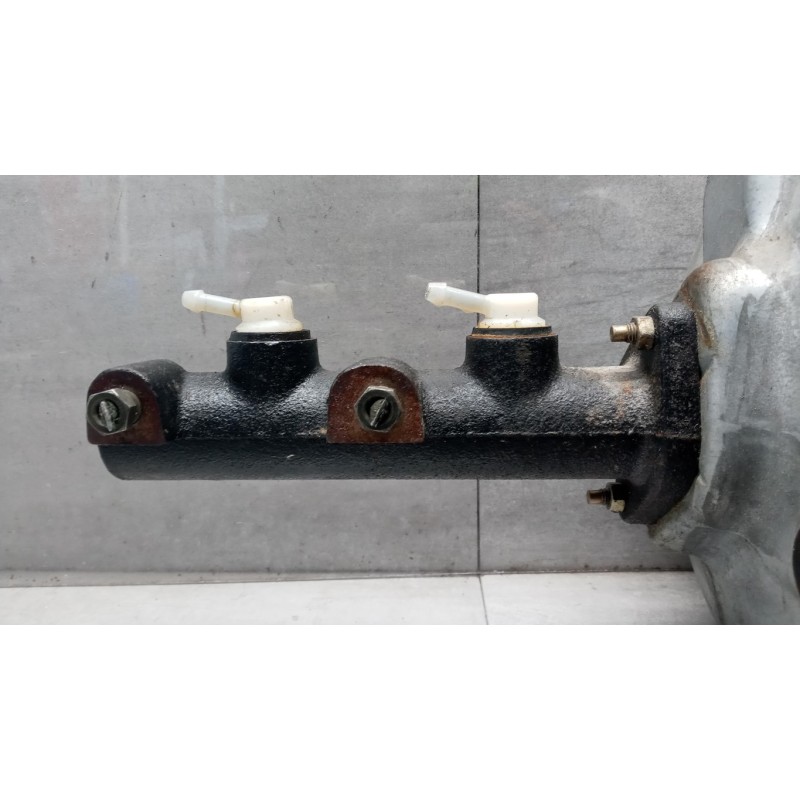 NISSAN truck POMPA FRENO NISSAN truck L usato