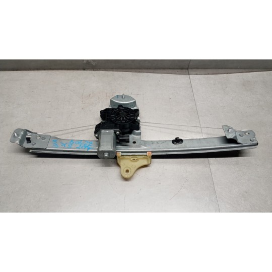 FRONT LEFT POWERED WINDOWS  RENAULT Clio 2016>2019 used