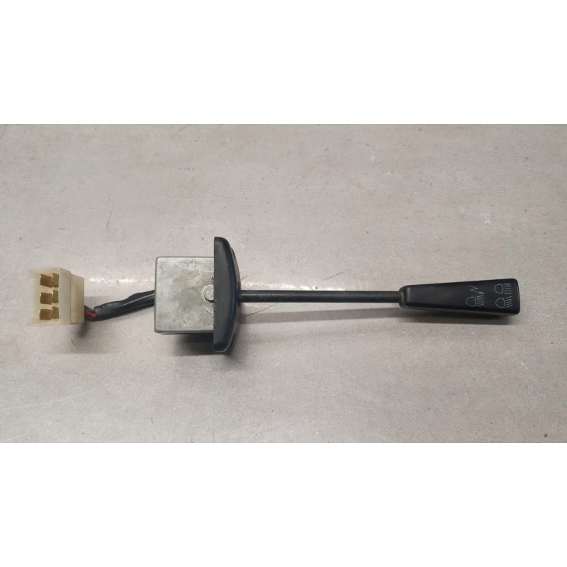 NISSAN truck DEVIOLUCI NISSAN truck L usato