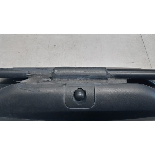 REARVIEW RIGHT  NISSAN truck L used