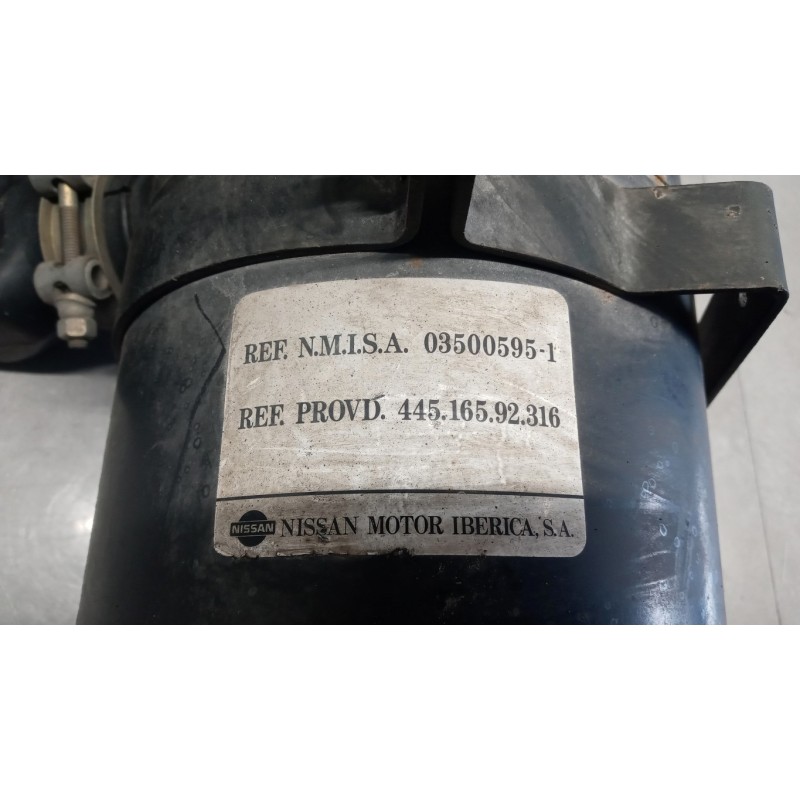 NISSAN truck SCATOLA FILTRO NISSAN truck L usato