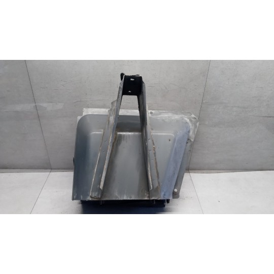 PEDANA SALITA A/DX NISSAN truck L usato