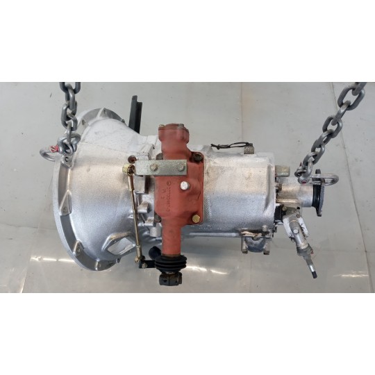 GEARBOXES  NISSAN truck L used