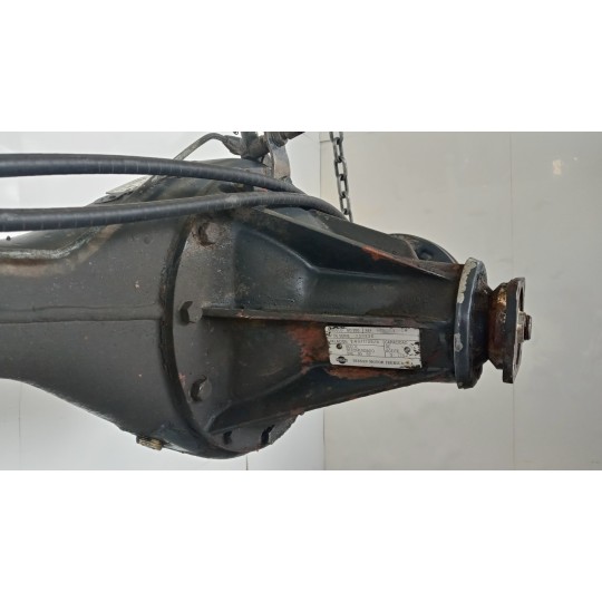 GRUPPO DIFFERENZIALE POSTERIORE NISSAN truck L usato