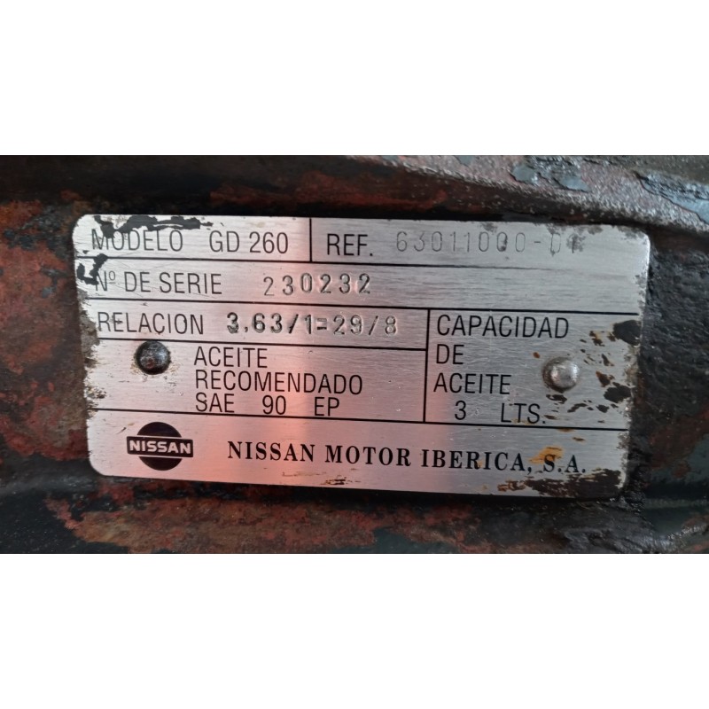 NISSAN truck GRUPPO DIFFERENZIALE POSTERIORE NISSAN truck L usato