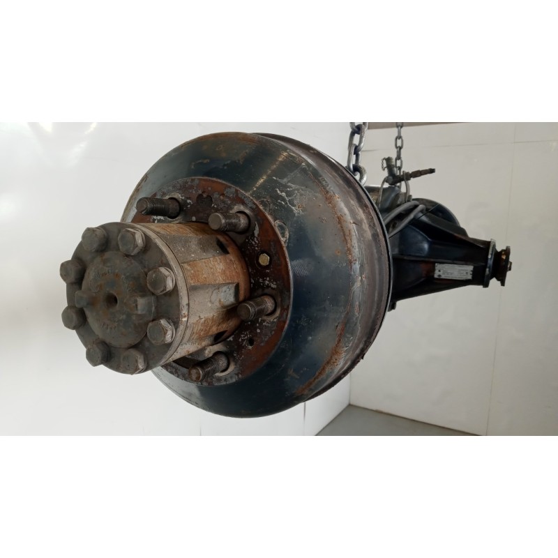 NISSAN truck ASSALE POSTERIORE NISSAN truck L usato