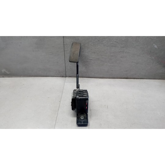 PEDALE ACCELERAZIONE ELETTRONICO MITSUBISHI L200 2006>2010 usato