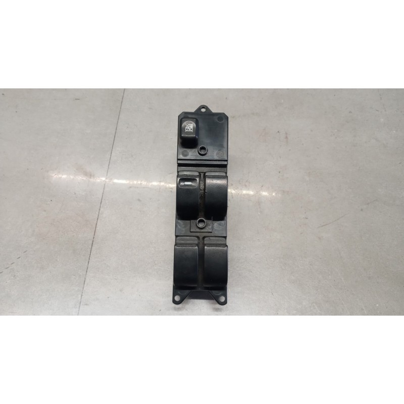 MITSUBISHI INTERRUTTORI E PULSANTI ALZAVETRI MITSUBISHI L200 2006>2010 usato