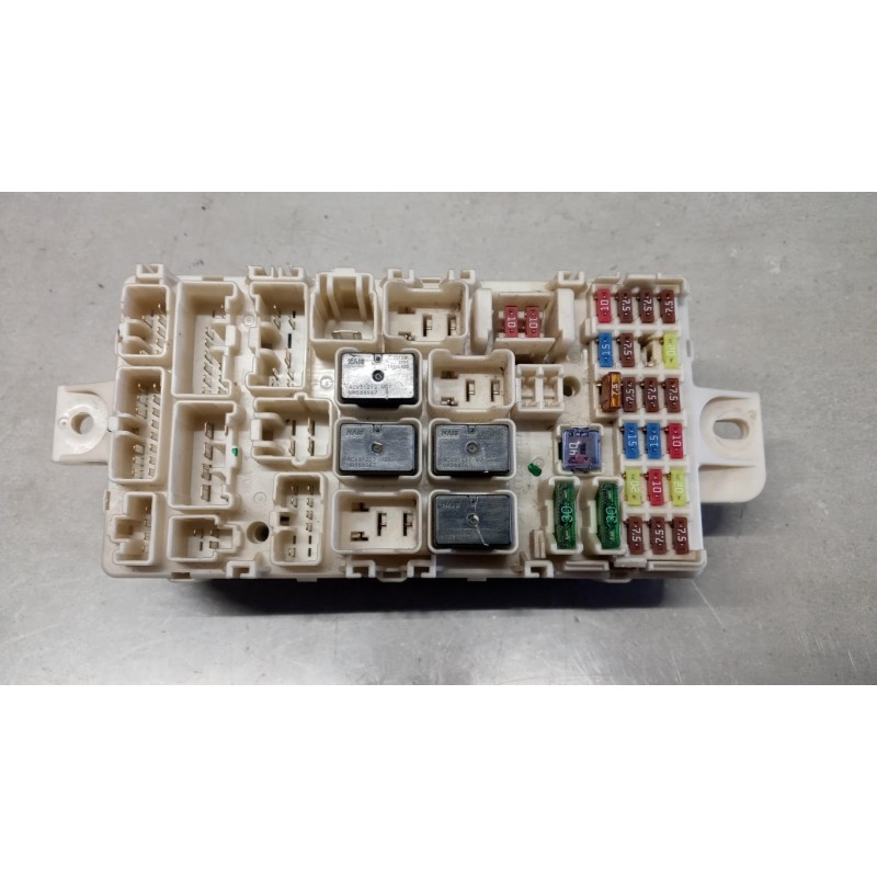 MITSUBISHI FUSE BOX MITSUBISHI L200 2006>2010 used