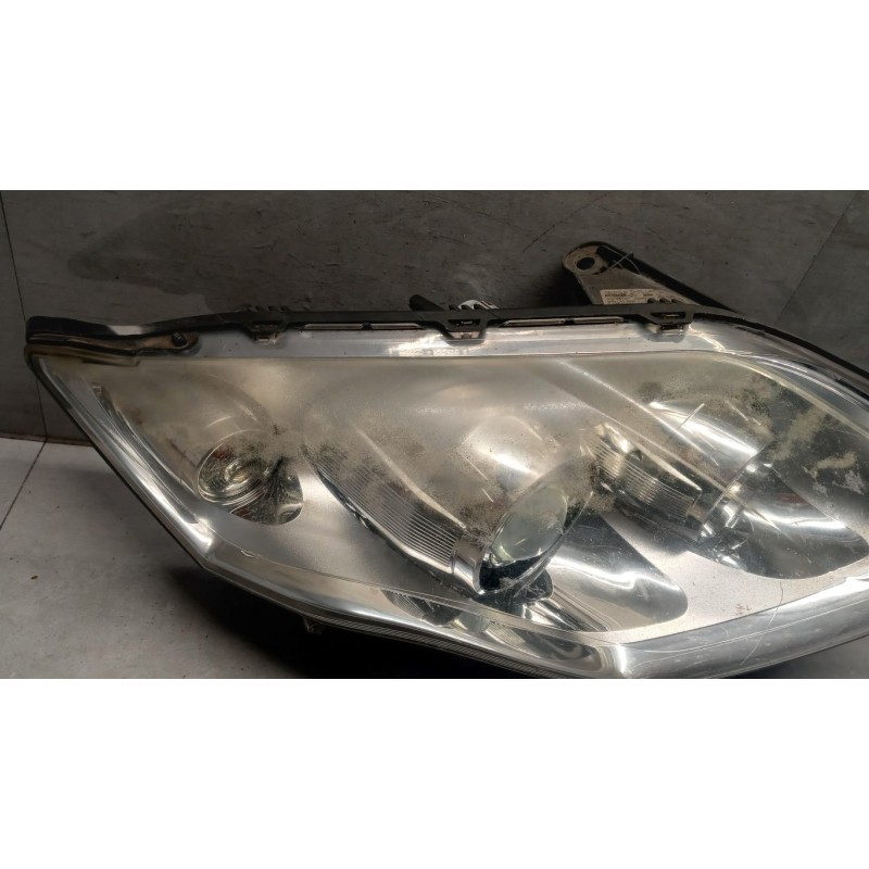 RENAULT RIGHT HEADLIGHT XENO LAMP  RENAULT Laguna 2008> used