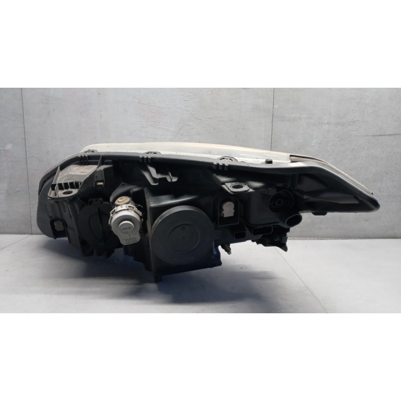 RENAULT RIGHT HEADLIGHT XENO LAMP  RENAULT Laguna 2008> used