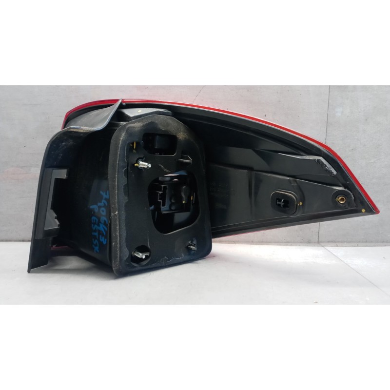 RENAULT FARO POSTERIORE ESTERNO SINISTRO RENAULT Laguna 2008> usato
