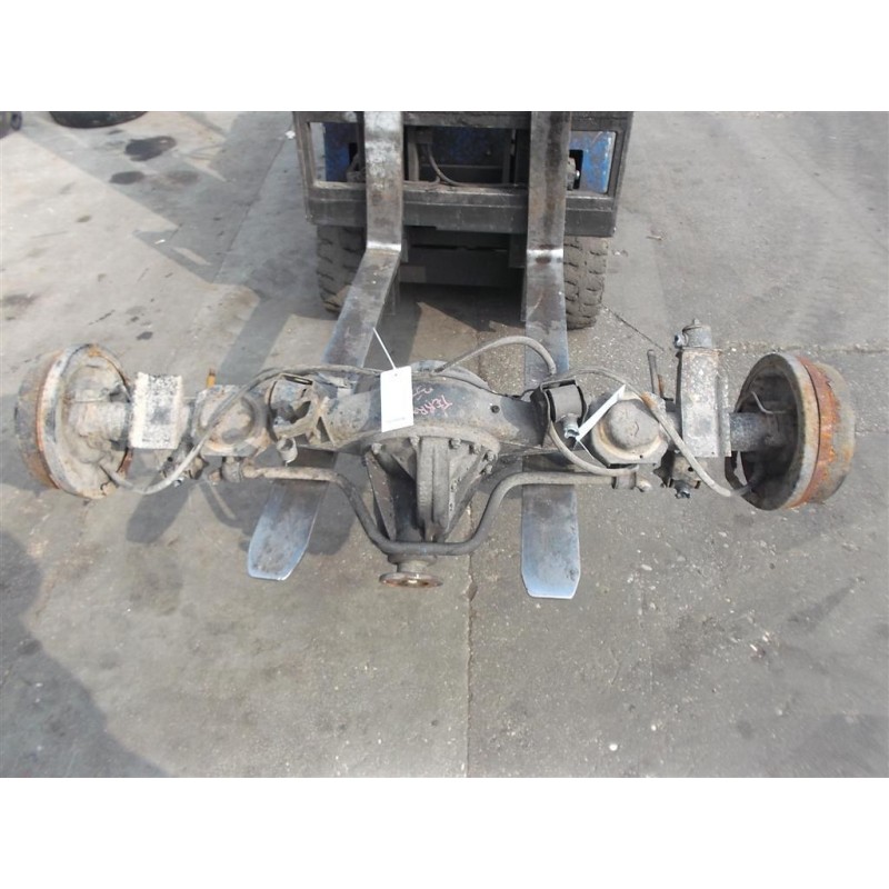 NISSAN ASSALE POSTERIORE NISSAN Terrano 1993>1997 usato