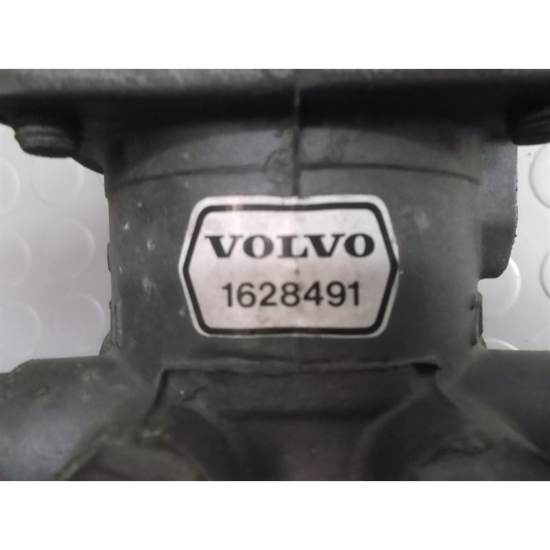 VOLVO truck VARIOUS BRAKE 1  VOLVO truck FH12 I 1993>2002 used