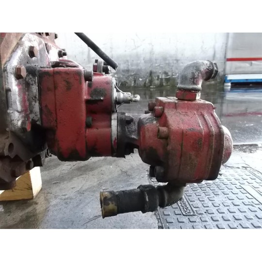 PRESE DI FORZA MERCEDES-BENZ truck 19 32 usato