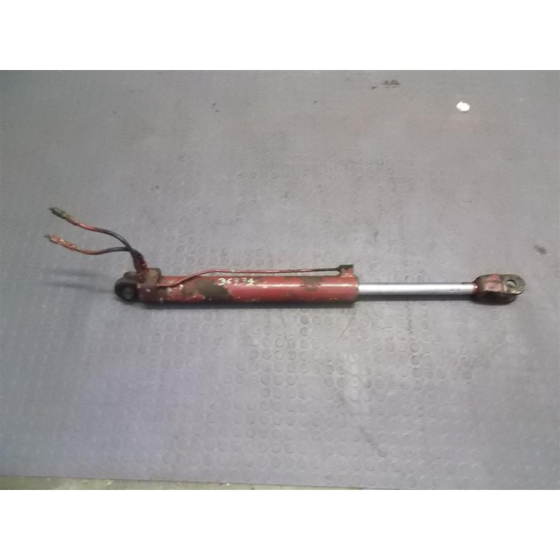 MERCEDES-BENZ truck CAB LIFT PISTON  MERCEDES-BENZ truck 19 32 used
