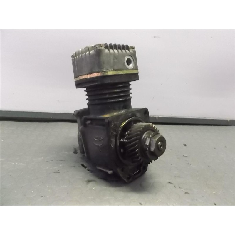 FIAT truck COMPRESSORE ARIA FRENI FIAT truck 175/24 nu usato